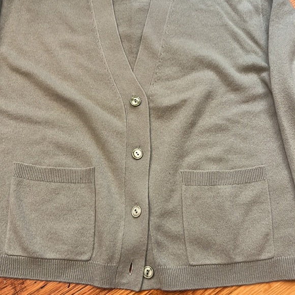 NWOT J.Crew Cashmere Cardigan - Picture 3 of 3
